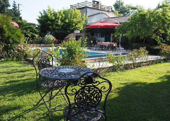 Penzion Le Clos Des Noaillettes 3*